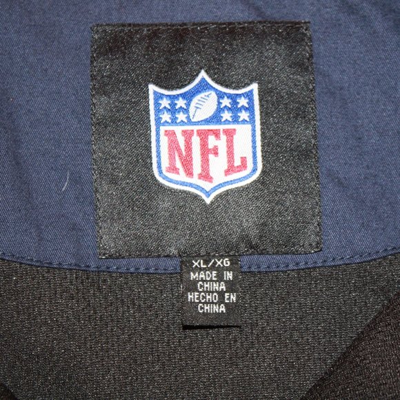 Denver Broncos NFL Embroidered Button Down Shirt - Picture 10 of 10